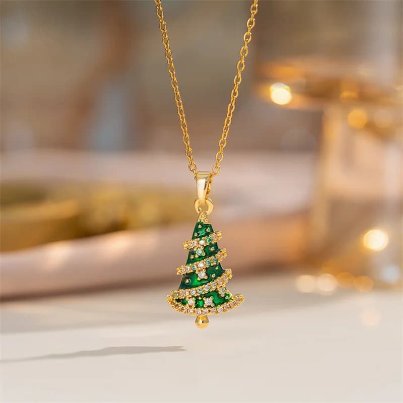 Sparkling Snowflake Zircon Pendant Necklace