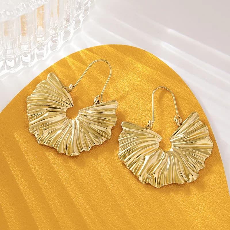 Gold Ginkgo Flower Dangle Earrings